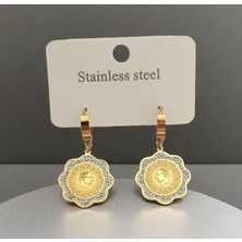 Kadın Zirkon Taşlı Çeyrek Altın Görünümlü Çelik Küpe