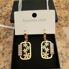 Kadın Baget Taşlı Çelik Küpe