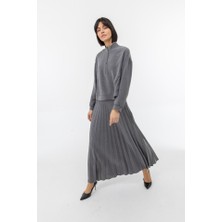 25139 Hakim Yaka Önü Yarım Fermuarlı Kenarları Göğüs Altından Alt Kısma Kadar Taşlı Eteğin Beli Lastikli Piliseli Spor Etekli Takım #03-25#