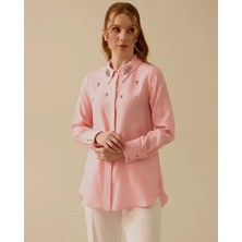 10004 Önü Gizli Düğmeli Kolları Manşetli Yakası ve Göğsü Taş Detaylı Şık Gömlek #03-25#