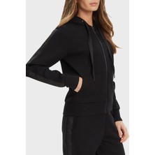 Guess New Regular Fit Kapüşonlu Yaka Logolu Sweat W5YQ05KBYE2 Bayan Sweat W5YQ05 Kbye2 Jblk