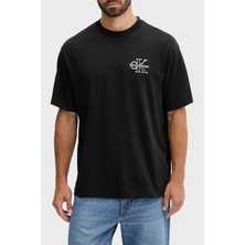 Calvin Klein % 100 Pamuk Regular Fit Bisiklet Yaka Logolu T Shirt LV04RC856GUB1 Erkek T Shirt LV04RC856G Ub1