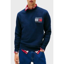 Tommy Jeans % 100 Pamuk Regular Fit Bisiklet Yaka Logolu Sweat Erkek Sweat DM0DM22093 C1G