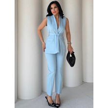 By Kadriye Yılmaz Karolin Yelekli Takım Mavi