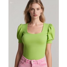 Hazelin Kadın Fıstık Yeşili Kare Yaka Örme Bluz HZL22W-BD104091