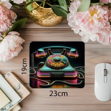 Luluyen 80’ler Stili Neon Telefon Tasarımlı Mousepad - 19X23 cm 2 mm Dikdörtgen Ithal Baskılı Mouse Pad