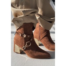 Ednaw Süet Toka Detaylı Taba Topuklu Bot