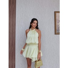 Sırtı Açık Eteği Volan Mini Elbise