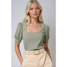 Hazelin Kadın Çağla Yeşili Kare Yaka Örme Bluz HZL22W-BD104091