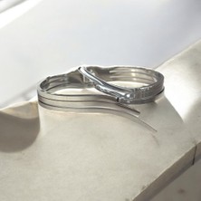 Üçlü Çubuklu Zarif Sade Kadın Çelik Kelepçe