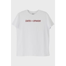 Nuugg Veri Aşıkları Için Data > Opinion Minimalist Beyaz Tişört
