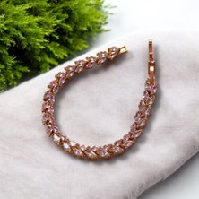 Yaprak Su Yolu Taşlı Şık Klipsli Kadın Çelik Bileklik