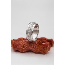 Ortası Desenli Puantiyeli Unisex Gümüş Alyans