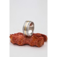 Altın Renk Şerit Geçişli Bayan Gümüş Alyans