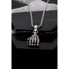 Gümüş Kurukafa Karartmalı Erkek Kolye