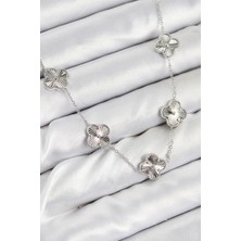 Pirinç Vıp Yonca Model Gümüş Renk Kadın Kolye