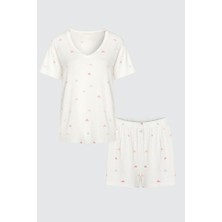 Kadın Kısa Kollu Viskon Kalp Desenli Şortlu Pijama Takımı