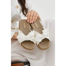 Beyaz Fiyonk Kadın Terlik Kaymaz Taban Havuz Deniz Plaj Terliği