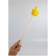 Üçgen Tasarımlı Okuma Parmağı, El Hareketi ile Odaklanmayı Artırır