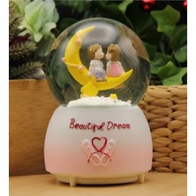 Büyük Boy Kar Küresi, Renkli Aydaki Aşıklar, Kurmalı, Şık ve Estetik Dekorasyon Parçası