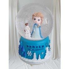 Işıklı Müzikli Kar Küresi, Kralice ve Kardan Adam Figürleri, Orta Boy, Parlak ve Şık