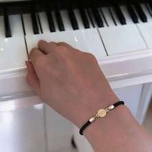 Archin Sonsuz Aşk Temalı Siyah Örgü İpli Yuvarlak Motifli 14 Ayar Altın Plakalı Hediye