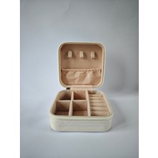 Bej Dikdörtgen Takı Kutusu, Seyahat Için Şık ve Pratik Saklama Çözümü