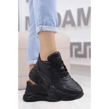 Navara Kalın Tabanlı Bağlı Spor