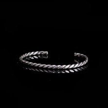 925 Ayar Gümüş Örgü Motifli Erkek Kelepçe Bileklik Modeli