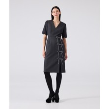 Fiyonklu V Yaka Elbise MW6240002063081