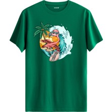 Dalgalar Üzerinde Surf Flamingo Tişört