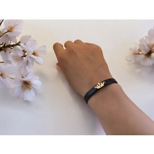 Altın Plakalı 14 Ayar Ş Harfine Özel Taç Motifli Hakiki Siyah Derili Hediye BILEKLIK-638HARF