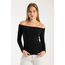 Kadın Uzun Kollu Geniş Yaka Esnek Bluz – Modern ve Zarif 3007