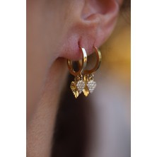 14 Ayar Altın Kalemli ve Taşlı Elmas Şekil Obje Detaylı Halka Küpe