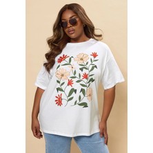 Büyük Beden Kısa Kollu Bisiklet Yaka Çiçek Desenli T-Shirt 304177