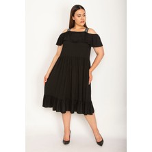 Kadın Siyah Karmen Yaka Eteği Volanlı Askılı Elbise 65N26476