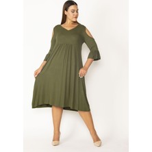 Kadın Haki Omuz Dekolteli Göğüs Büzgü ve Kol Volan Detaylı Viskon Elbise 65N27447