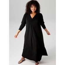 Kadın Büyük Beden Siyah, Yumaşak Jarse Kumaş, Ön Pile Uzun Kol Maksi Elbise 65N39013