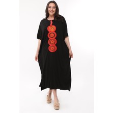Kadın Büyük Beden Siyah, Rahat Kesim V Yaka Nakışlı Elbise 65N39077