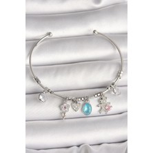 Pirinç Gümüş Renk Sallantı Zirkon Taşlı Ayıcık Figür Çiçek Detay Charm Kadın Bileklik