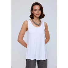 Kadın Beyaz Ön Arka U Yaka Kolsuz Tişört