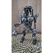 El Yapımı Ustalıkla Işlenmiş Metal Robot Dekoratif Obje ve Biblo