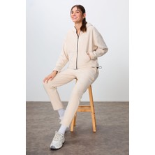 Tommy Life Bej Kalın Yumuşak Dokulu Kapüşonlu Oversize Nakışlı Polar Kadın Eşofman Takım -95338