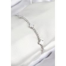 Pirinç Zirkon Taşlı Yonca Model Gümüş Renk Kadın Bileklik