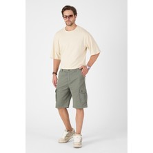 Erkek Regular Fit Kargo Cepli Şort Kapri