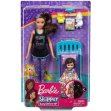 FHY97 Barbie Bebek Bakıcısı Bebeği ve Aksesuarları Oyun Seti
