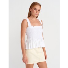 31852 Gipe Detaylı Askılı Bluz-Beyaz