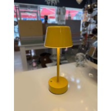 Sarı Masa Lambası 13X30CM