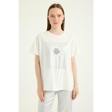 Benek Desenli Yaldızlı Tshirt