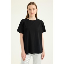 Yuvarlak Yaka Tshirt
